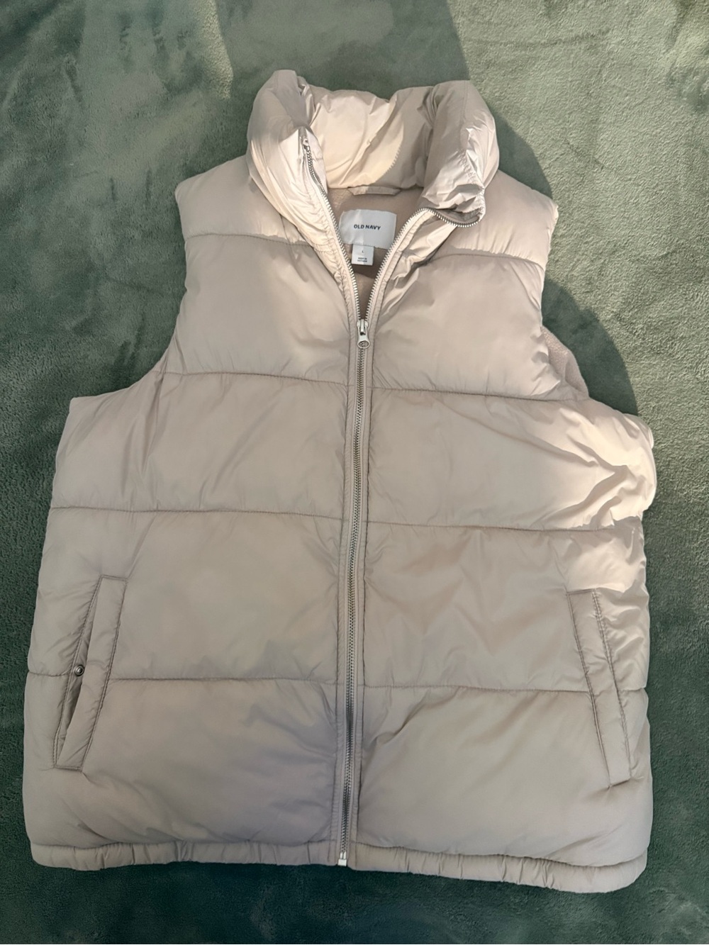Old Navy Women's Puffer Vest - Light Beige